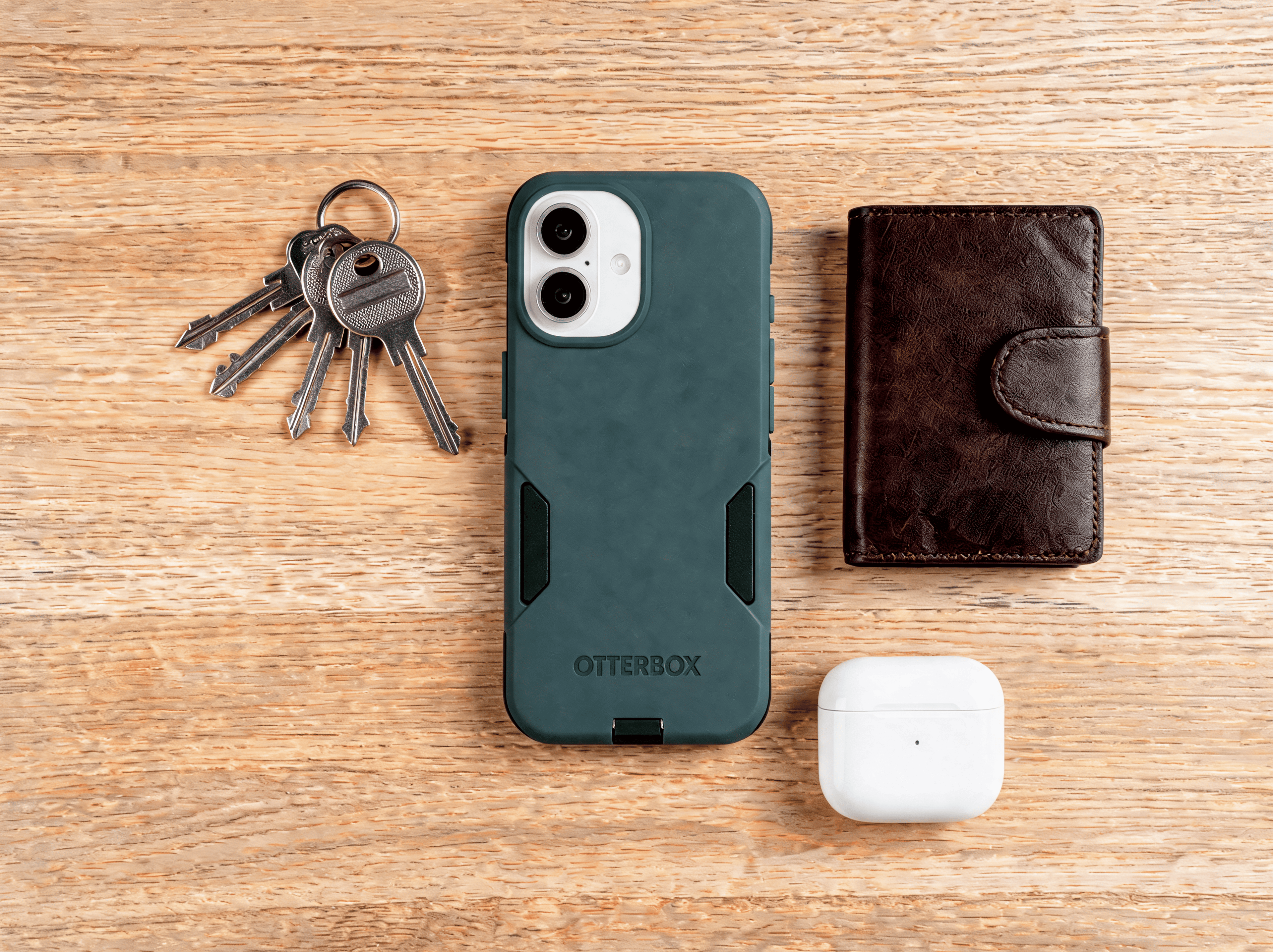 OtterBox Commuter Review: Why It Remains One of the Best iPhone Cases for Everyday Protection